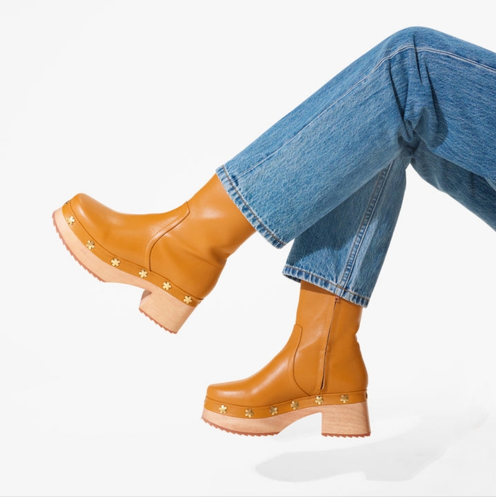 Charlotte Stone Amaro Boots 9 Caramel Flower